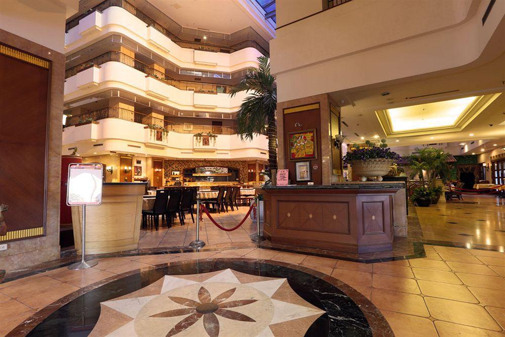 Wei-Yat Grand Hotel Ταϊνάν Εξωτερικό φωτογραφία