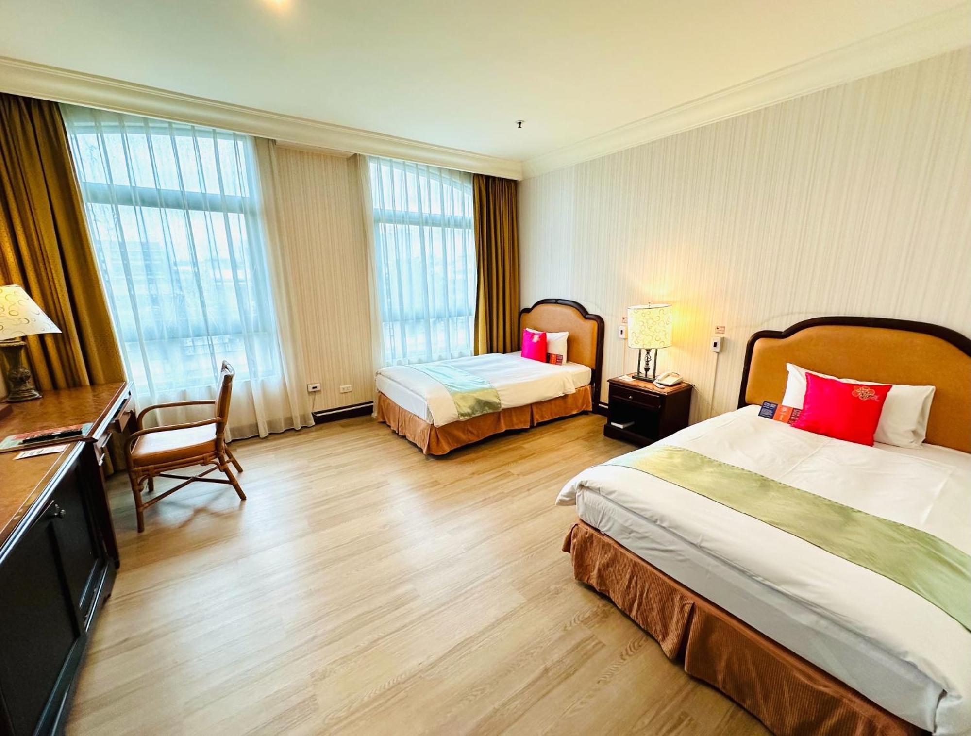 Wei-Yat Grand Hotel Ταϊνάν Εξωτερικό φωτογραφία