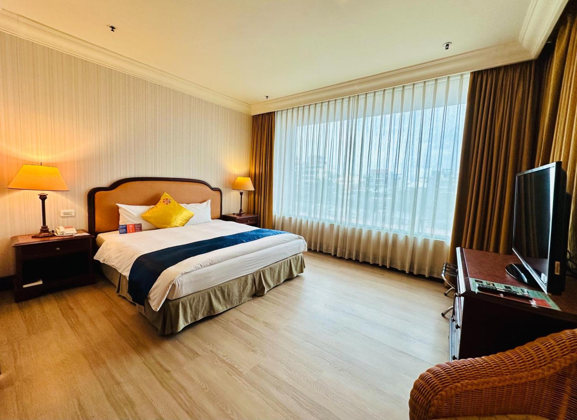Wei-Yat Grand Hotel Ταϊνάν Εξωτερικό φωτογραφία