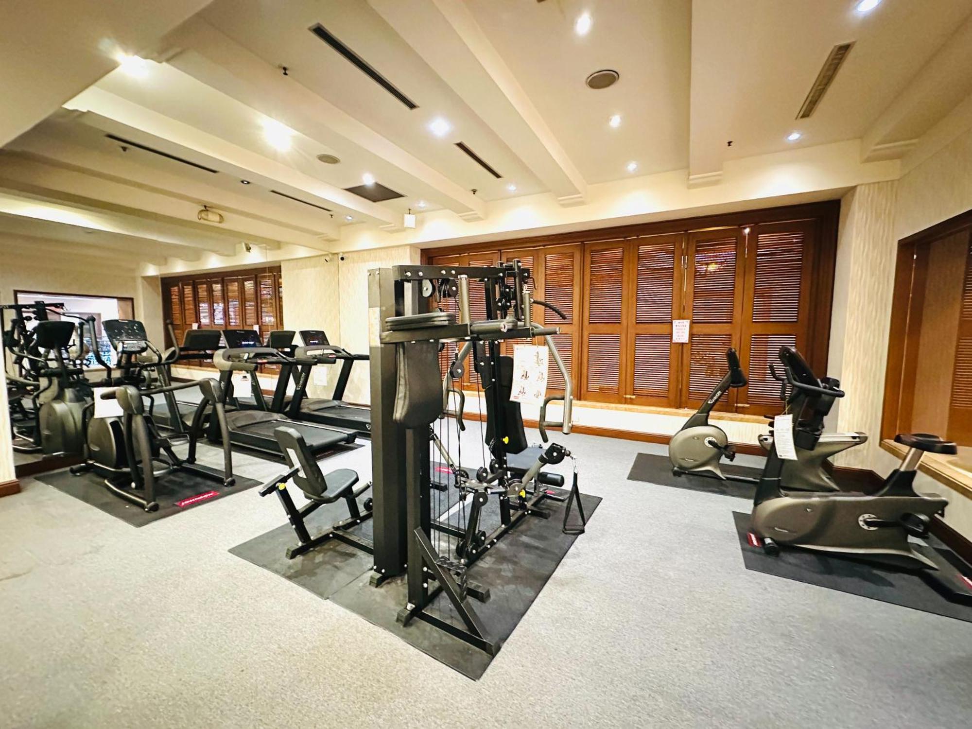 Wei-Yat Grand Hotel Ταϊνάν Εξωτερικό φωτογραφία