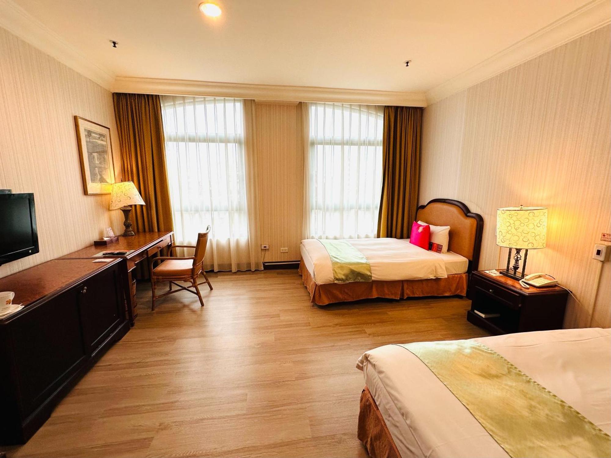 Wei-Yat Grand Hotel Ταϊνάν Εξωτερικό φωτογραφία
